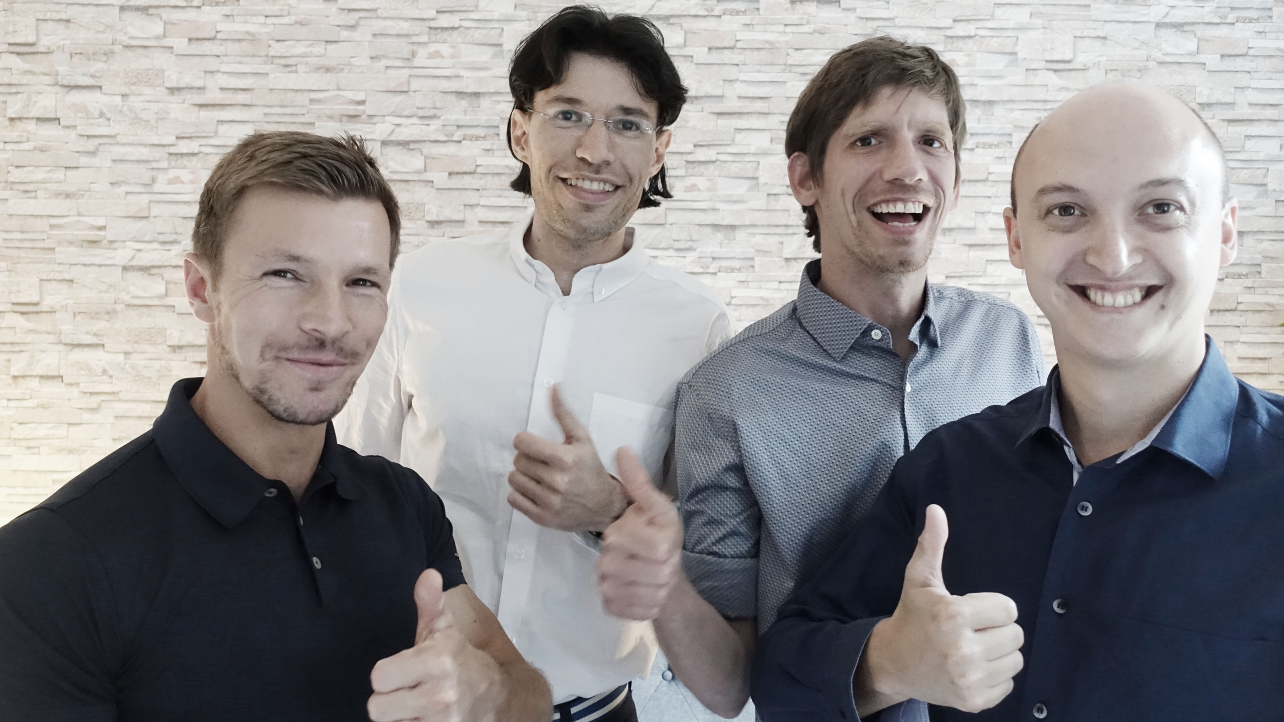 Team_thumbsUP